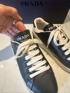 PRADA SNEAKERS 🖤🤍